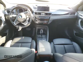 2020 BMW X2 xDrive28i with VIN WBXYJ1C09L5N87648, listed as a Copart auction lot 42029595 with 42,688 mi miles and Salvage Title. Bid and sale history available at carsss.com. Image 8.