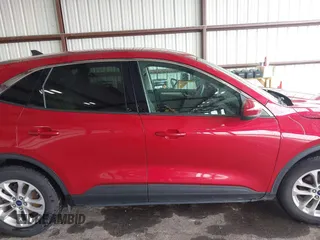 2020 Ford Escape SE с VIN 1FMCU0G69LUC64063, выставлен на аукционе IAAI как лот 42372430 с пробегом 102 762 миль миль и . История ставок и продаж доступна на DreamBid. Изображение 13.