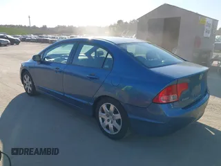 2008 Honda Civic LX z VIN 2HGFA16538H521884, wystawiony jako IAAI lot #38105899 z przebiegiem 146 612 mil mil oraz . Historia ofert i sprzedaży dostępna na DreamBid. Obrazek 3.