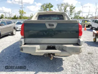 2002 Chevrolet Avalanche with VIN 3GNEC13T72G217883, listed as a Copart auction lot 52378085 with 140,300 mi miles and Salvage Title. Bid and sale history available at carsss.com. Image 6.