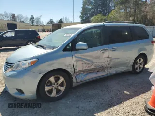 2017 Toyota Sienna LE Auto Access Seat with VIN 5TDKZ3DC5HS798928, listed as a Copart auction lot 50692595 with 282,158 mi miles and Salvage Title. Bid and sale history available at carsss.com. Image 1.