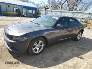 2019 Dodge Charger SXT z VIN 2C3CDXBG4KH655690, wystawiony jako Copart lot #48342925 z przebiegiem 139 968 mil mil oraz Szkoda całkowita • Salvage title. Historia ofert i sprzedaży dostępna na DreamBid. Obrazek 1.
