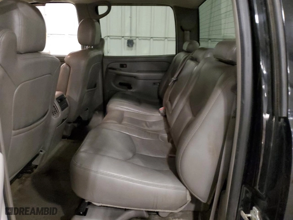 2004 Chevrolet Silverado 1500 Crew Cab Z71 with VIN 2GCEK13T841338932, listed as a Copart auction lot 86373744 with 225,055 mi miles and Salvage Title. Bid and sale history available at carsss.com. Image 11.