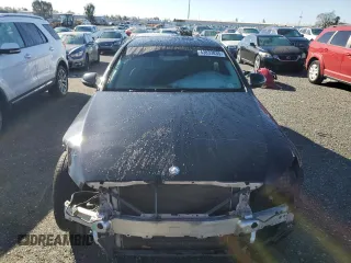 2017 Mercedes-Benz C 300 z VIN 55SWF4KB5HU188671, wystawiony jako Copart lot #43833835 z przebiegiem 86 017 mil mil oraz Szkoda całkowita • Salvage title. Historia ofert i sprzedaży dostępna na DreamBid. Obrazek 5.