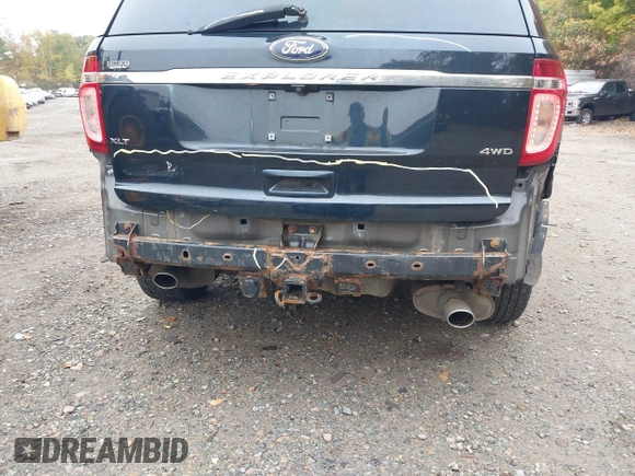 2014 Ford Explorer XLT z VIN 1FM5K8D87EGA95018, wystawiony jako IAAI lot #40465950 z przebiegiem 127 634 mil mil oraz . Historia ofert i sprzedaży dostępna na DreamBid. Obrazek 6.