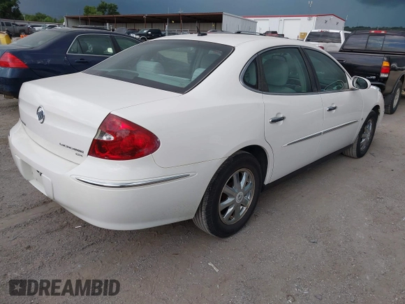 2007 Buick LaCrosse CX with VIN 2G4WC582471198323, listed as a IAAI auction lot 42613043 with 240,463 mi miles and . Bid and sale history available at DreamBid. Image 4.