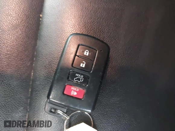 2019 Toyota Highlander SE with VIN 5TDJZRFH4KS612004, listed as a IAAI auction lot 42294935 with 47,603 mi miles and . Bid and sale history available at DreamBid. Image 11.