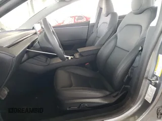 2025 Tesla Model 3 Long Range with VIN 5YJ3E1EA8SF880617, listed as a Copart auction lot 49484815 with 2,625 mi miles and Salvage Title. Bid and sale history available at DreamBid. Image 7.