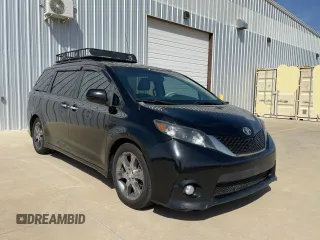 2014 Toyota Sienna SE with VIN 5TDXK3DC3ES441544, listed as a Copart auction lot 50452775 with 230,704 mi miles and Clean Title. Bid and sale history available at DreamBid. Image 1.
