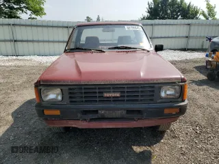 1986 Toyota Pickup с VIN JT4RN55R2G0227195, выставлен на аукционе Copart как лот 60195645 с пробегом 88 825 миль миль и Чистый • Clean title. История ставок и продаж доступна на DreamBid. Изображение 5.