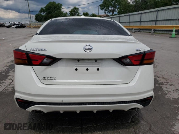 2019 Nissan Altima SV z VIN 1N4BL4DV8KC115689, wystawiony jako Copart lot #56781215 z przebiegiem 39 049 mil mil oraz Szkoda całkowita • Salvage title. Historia ofert i sprzedaży dostępna na DreamBid. Obrazek 6.
