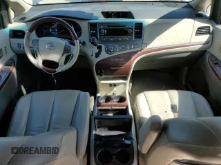 2011 Toyota Sienna XLE AAS with VIN 5TDYK3DC9BS012084, listed as a Copart auction lot 53740365 with 141,440 mi miles and Salvage Title. Bid and sale history available at DreamBid. Image 8.