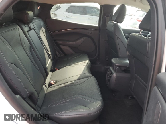 2023 Ford Mustang Mach-E Premium с VIN 3FMTK3SU1PMA16364, выставлен на аукционе Copart как лот 53627595 с пробегом 26 234 миль миль и Списание • Salvage title. История ставок и продаж доступна на DreamBid. Изображение 11.