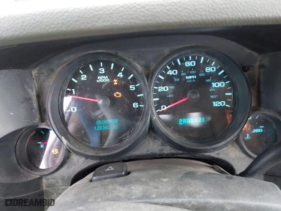 2009 Chevrolet Silverado 1500 Work Truck with VIN 1GCEK14C59Z127247, listed as a IAAI auction lot 41960753 with 128,360 mi miles. Bid and sale history available at carsss.com. Image 7.