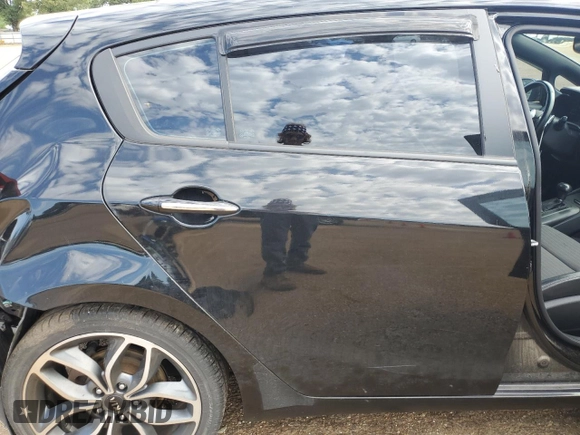 2016 Kia Forte SX с VIN KNAFZ5A32G5498542, выставлен на аукционе Copart как лот 55587425 с пробегом 120 760 миль миль и Списание • Salvage title. История ставок и продаж доступна на DreamBid. Изображение 10.