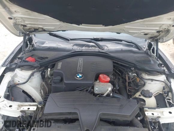 2012 BMW 3 Series 328i с VIN WBA3A5G56CNP15801, выставлен на аукционе IAAI как лот 42476836 с пробегом 166 614 миль миль и . История ставок и продаж доступна на DreamBid. Изображение 10.