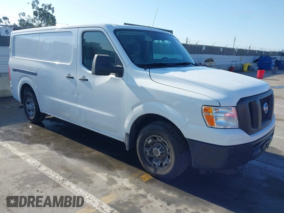 2018 Nissan NV Cargo S z VIN 1N6BF0KM4JN814628, wystawiony jako IAAI lot #42282183 z przebiegiem 128 289 mil mil oraz . Historia ofert i sprzedaży dostępna na DreamBid. Obrazek 1.
