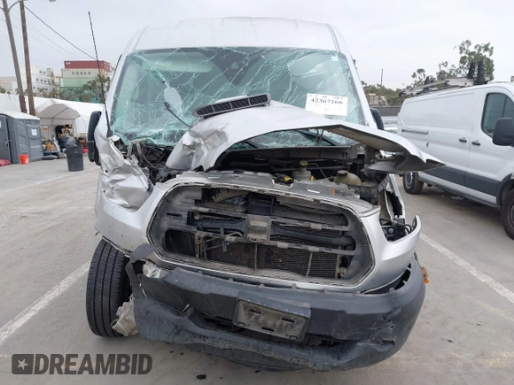 2019 Ford Transit с VIN 1FTYR2CM8KKB16413, выставлен на аукционе IAAI как лот 42367266 с пробегом 192 037 миль миль и . История ставок и продаж доступна на DreamBid. Изображение 13.