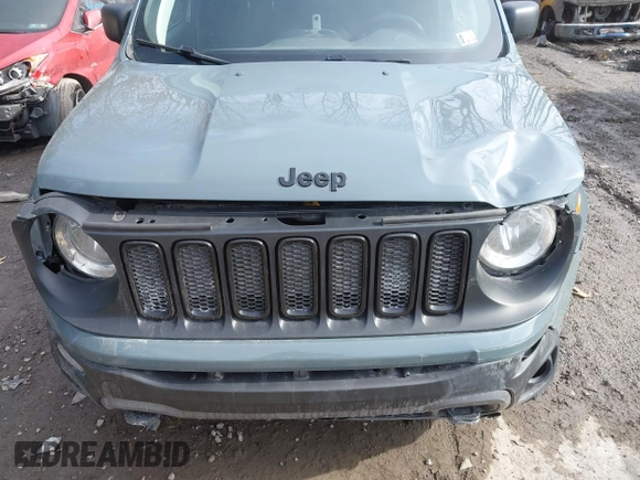 2018 Jeep Renegade Sport with VIN ZACCJBAB2JPH56754, listed as a IAAI auction lot 41541555 with 141,616 mi miles. Bid and sale history available at carsss.com. Image 18.