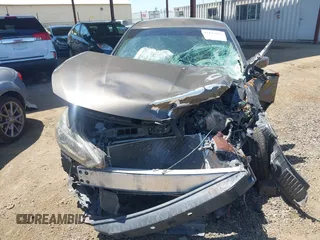 2016 Nissan Altima S z VIN 1N4AL3AP2GN313918, wystawiony jako IAAI lot #42193079 z przebiegiem 111 007 mil mil oraz . Historia ofert i sprzedaży dostępna na DreamBid. Obrazek 6.