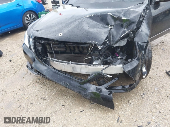 2011 Mercedes-Benz E 350 Luxury with VIN WDDHF8HB2BA310532, listed as a IAAI auction lot 41932129 with 159,983 mi miles and . Bid and sale history available at DreamBid. Image 6.