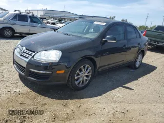 2010 Volkswagen Jetta Limited Edition с VIN 3VWAX7AJ0AM130601, выставлен на аукционе Copart как лот 54050965 с пробегом 132 421 миль миль и Списание • Salvage title. История ставок и продаж доступна на DreamBid. Изображение 1.