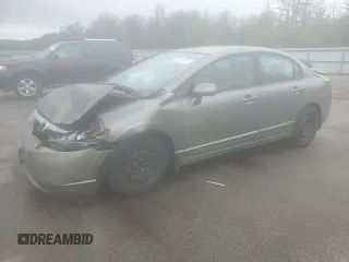 2008 Honda Civic LX z VIN 2HGFA16538H300057, wystawiony jako Copart lot #60214025 z przebiegiem 122 771 mil mil oraz Szkoda całkowita • Salvage title. Historia ofert i sprzedaży dostępna na DreamBid. Obrazek 1.