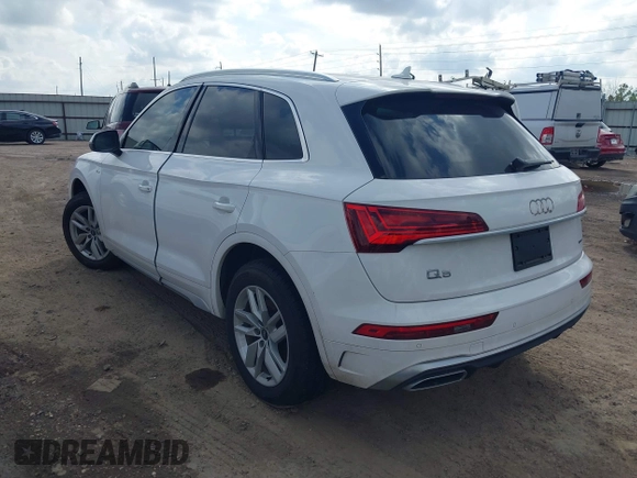 2022 Audi Q5 S line Premium with VIN WA1GAAFY8N2017164, listed as a IAAI auction lot 41455881 with 64,092 mi miles. Bid and sale history available at carsss.com. Image 3.