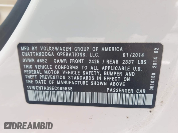 2014 Volkswagen Passat SEL Premium z VIN 1VWCN7A38EC069585, wystawiony jako IAAI lot #42236658 z przebiegiem 62 861 mil mil oraz . Historia ofert i sprzedaży dostępna na DreamBid. Obrazek 9.
