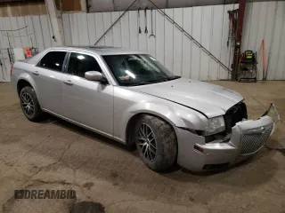 2006 Chrysler 300 Touring with VIN 2C3LK53G46H375167, listed as a Copart auction lot 73064774 with 201,333 mi miles and Salvage Title. Bid and sale history available at carsss.com. Image 4.