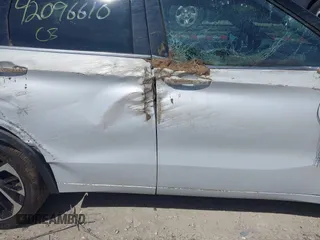 2022 Mitsubishi Outlander SEL z VIN JA4J4VA87NZ082333, wystawiony jako IAAI lot #42096610 z przebiegiem 31 813 mil mil oraz . Historia ofert i sprzedaży dostępna na DreamBid. Obrazek 13.