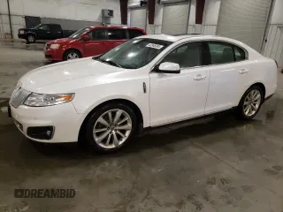 2010 Lincoln MKS with VIN 1LNHL9ERXAG609655, listed as a Copart auction lot 42348285 with 107,806 mi miles and Non Repairable. Bid and sale history available at carsss.com. Image 1.