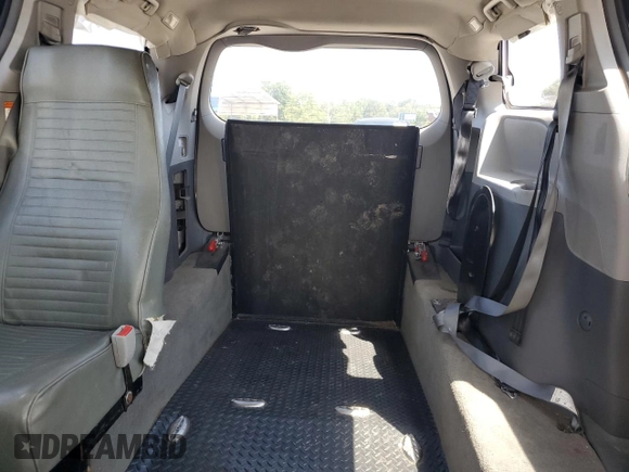 2018 Toyota Sienna L with VIN 5TDZZ3DCXJS928724, listed as a Copart auction lot 58067154 with 233,628 mi miles and Salvage Title. Bid and sale history available at DreamBid. Image 10.