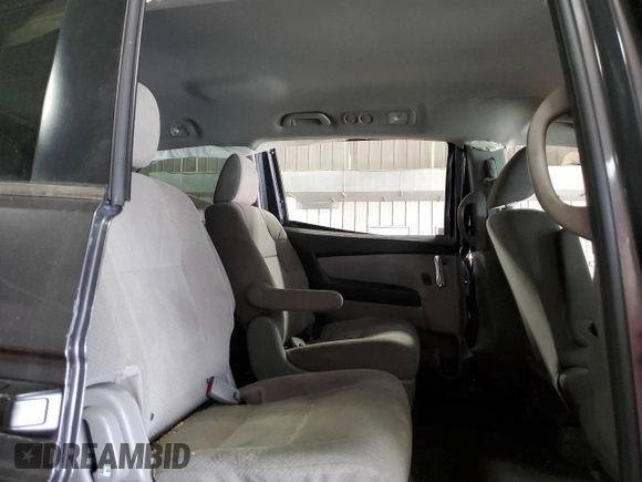 2015 Honda Odyssey LX с VIN 5FNRL5H25FB123692, выставлен на аукционе Copart как лот 57319855 с пробегом Не указан миль и На запчасти • Non repairable. История ставок и продаж доступна на DreamBid. Изображение 11.
