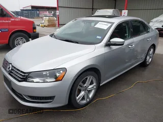 2015 Volkswagen Passat SE с VIN 1VWBV7A39FC031487, выставлен на аукционе IAAI как лот 41945088 с пробегом 171 742 миль миль и . История ставок и продаж доступна на DreamBid. Изображение 19.