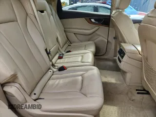 2017 Audi Q7 Premium Plus z VIN WA1LABF70HD016126, wystawiony jako Copart lot #62913985 z przebiegiem 107 198 mil mil oraz Nie do naprawy • Non repairable. Historia ofert i sprzedaży dostępna na DreamBid. Obrazek 11.