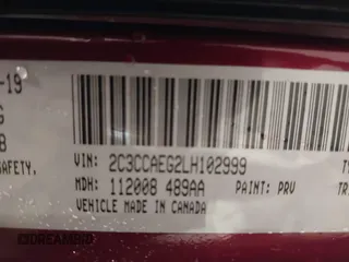 2020 Chrysler 300 Limited with VIN 2C3CCAEG2LH102999, listed as a IAAI auction lot 41331106 with 63,912 mi miles. Bid and sale history available at carsss.com. Image 9.
