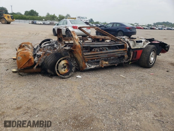 1985 Chevrolet Corvette with VIN 1G1YY0785F5103913, listed as a Copart auction lot 61049734 with 0 mi miles and Non Repairable. Bid and sale history available at carsss.com. Image 3.