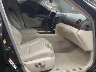 2010 Lexus LS 460 with VIN JTHBL5EF2A5092130, listed as a IAAI auction lot 41881304 with 197,276 mi miles and . Bid and sale history available at DreamBid. Image 5.