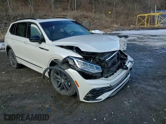 2022 Volkswagen Tiguan SE R-Line Black with VIN 3VV8B7AX8NM080395, listed as a Copart auction lot 43749965 with Not Provided miles and Salvage Title. Bid and sale history available at DreamBid. Image 12.