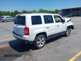 2013 Jeep Patriot Limited z VIN 1C4NJRCB3DD274375, wystawiony jako IAAI lot #42137708 z przebiegiem 185 018 mil mil oraz . Historia ofert i sprzedaży dostępna na DreamBid. Obrazek 4.