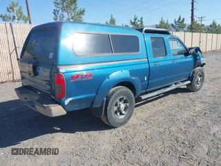 2004 Nissan Frontier XE z VIN 1N6ED29Y043438341, wystawiony jako IAAI lot #42383706 z przebiegiem 264 232 mil mil oraz . Historia ofert i sprzedaży dostępna na DreamBid. Obrazek 4.