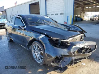 2022 Mercedes-Benz E-Class E 350 with VIN W1KZF8DB2NB089264, listed as a Copart auction lot 42334975 with 57,773 mi miles and Salvage Title. Bid and sale history available at carsss.com. Image 4.