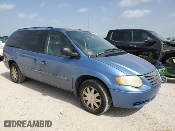 2007 Chrysler Town & Country LWB Touring with VIN 2A4GP54L27R272684, listed as a Copart auction lot 65269444 with 280,648 mi miles and Clean Title. Bid and sale history available at carsss.com. Image 4.
