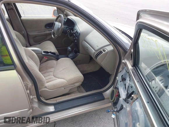 1997 Oldsmobile Cutlass Supreme S z VIN 1G3WH52M4VF303898, wystawiony jako IAAI lot #41853372 z przebiegiem 125 239 mil mil oraz . Historia ofert i sprzedaży dostępna na DreamBid. Obrazek 5.