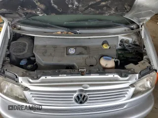 2002 Volkswagen EuroVan MV with VIN WV2NB47082H069960, listed as a Copart auction lot 45790435 with 203,008 mi miles and Salvage Title. Bid and sale history available at DreamBid. Image 12.