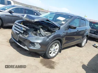 2017 Ford Escape SE z VIN 1FMCU0GD9HUD28110, wystawiony jako IAAI lot #41903505 z przebiegiem 66 808 mil mil oraz . Historia ofert i sprzedaży dostępna na DreamBid. Obrazek 18.