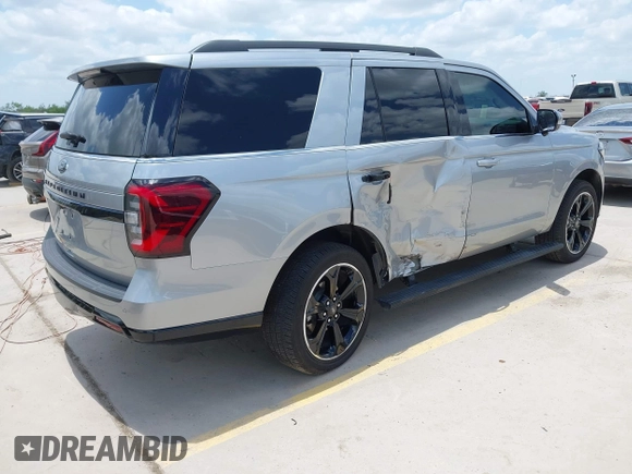 2023 Ford Expedition Limited with VIN 1FMJU1K87PEA60836, listed as a IAAI auction lot 42425331 with 7,741 mi miles and . Bid and sale history available at DreamBid. Image 4.