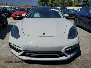 2018 Porsche Panamera z VIN WP0CF2A73JL195353, wystawiony jako Copart lot #49626684 z przebiegiem 18 514 mil mil oraz Szkoda całkowita • Salvage title. Historia ofert i sprzedaży dostępna na DreamBid. Obrazek 5.