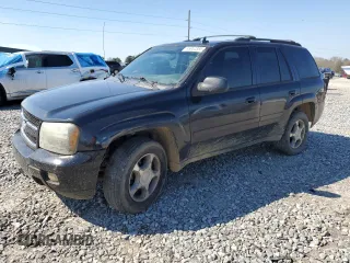 2008 Chevrolet TrailBlazer LT w/1LT with VIN 1GNDS13S982151425, listed as a Copart auction lot 46952385 with 181,727 mi miles and Salvage Title. Bid and sale history available at carsss.com. Image 1.